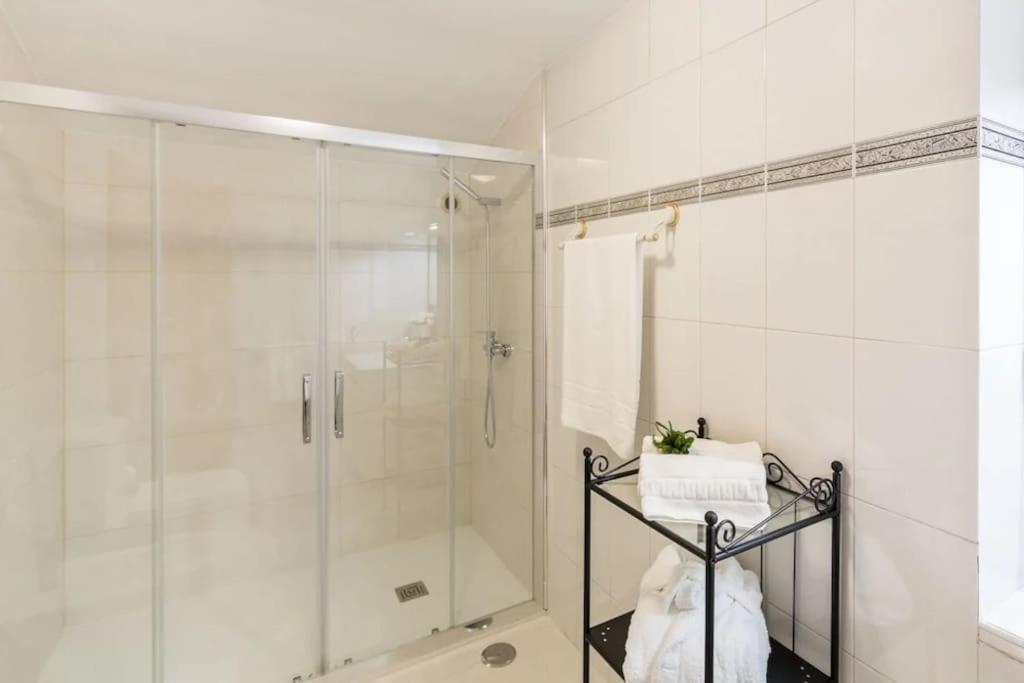 Guest House Sir Manuel - Unidade Senhora A Branca Braga Luaran gambar